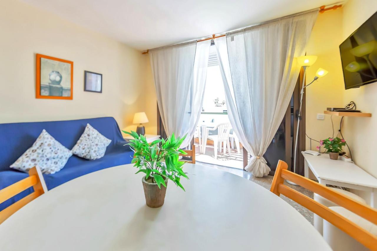 Apartment Near Playa De Las Americas With Wifi And Pool, Tenerife Sur 外观 照片